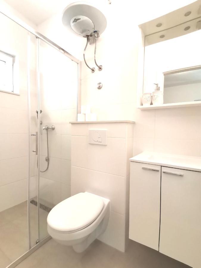 Top Studio 9 Makarska Rivijera 프로마이나 외부 사진